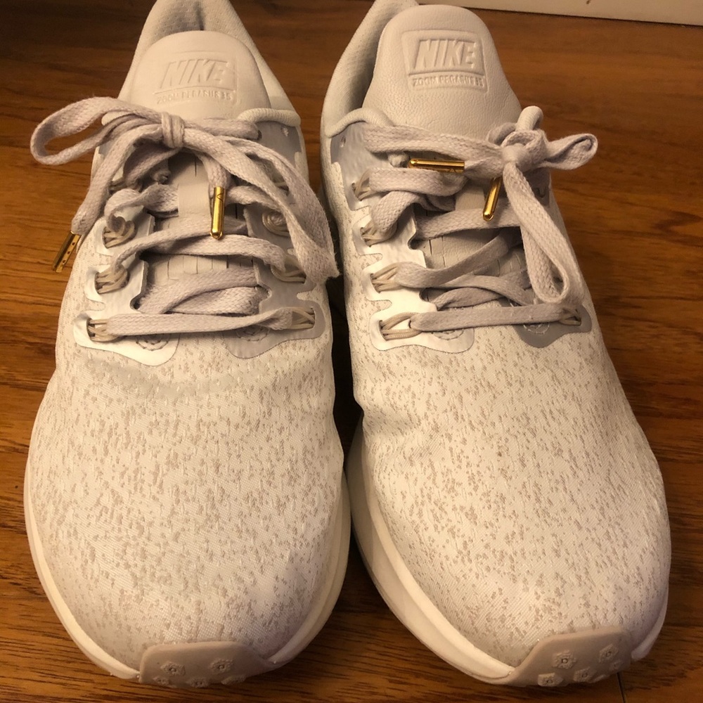 Nike women’s shoes